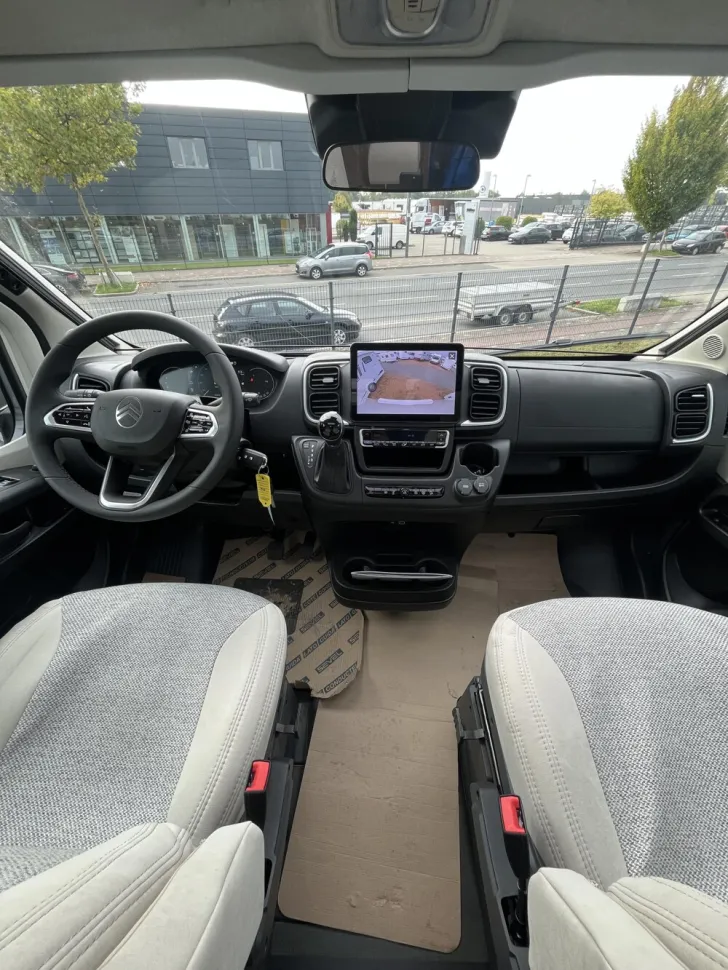 Fahrzeugbild Carado V 337 #14