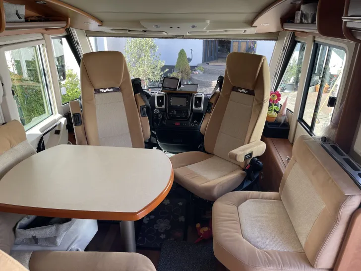 Fahrzeugbild Carthago c-tourer 149 Sehr gepflegt #4