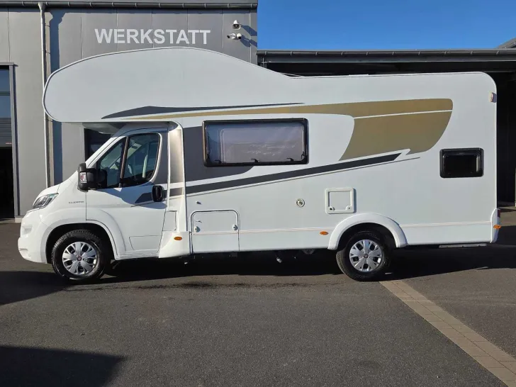 Fahrzeugbild Carado A 361 Multi Media RFK+Hubbett+Klima #5