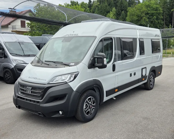 Fahrzeugbild Pössl D-Line Roadcruiser ............. mit Längsbetten! #3