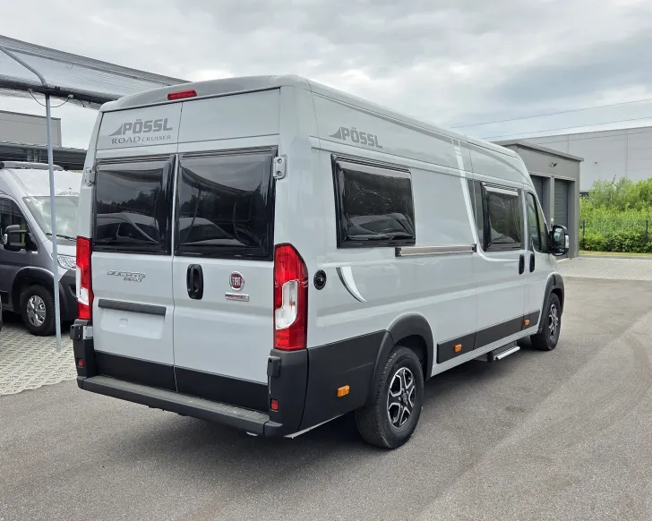 Fahrzeugbild Pössl D-Line Roadcruiser ............. mit Längsbetten! #4