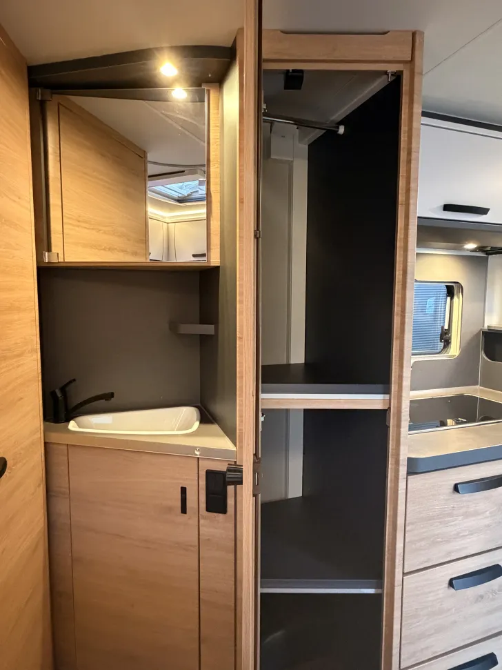 Fahrzeugbild Knaus L!VE TI 650 MF Platinum Selection AHK Rahmenf. 180Ah.-Lithium #14