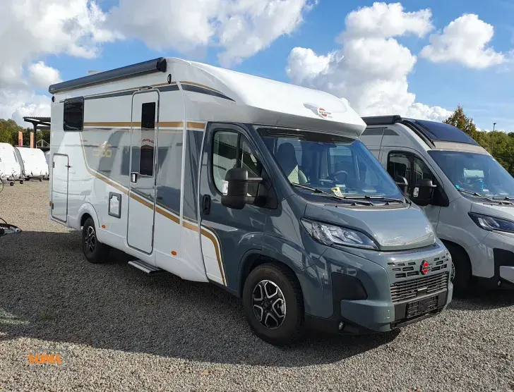 Fahrzeugbild Bürstner B66 TD 690 #1