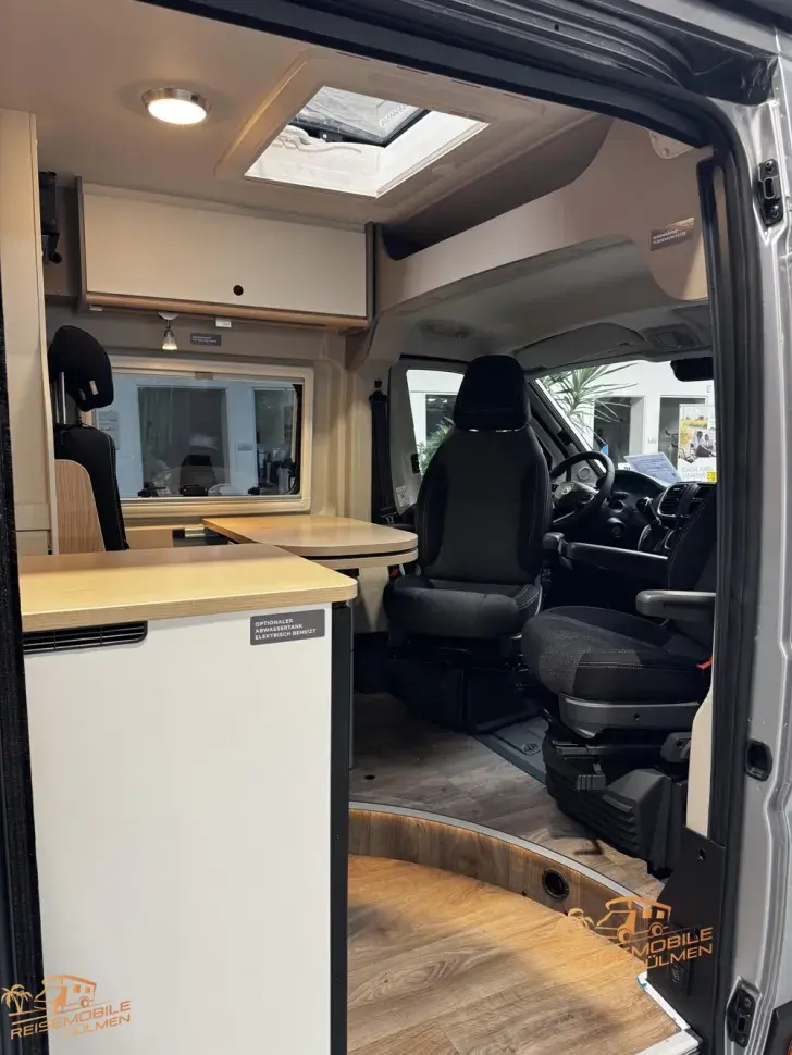 Fahrzeugbild LMC Innovan Pure 640 8G. Auto. #11