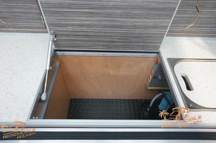 Fahrzeugbild Sonstige Camper X-Line 100 km/h #16
