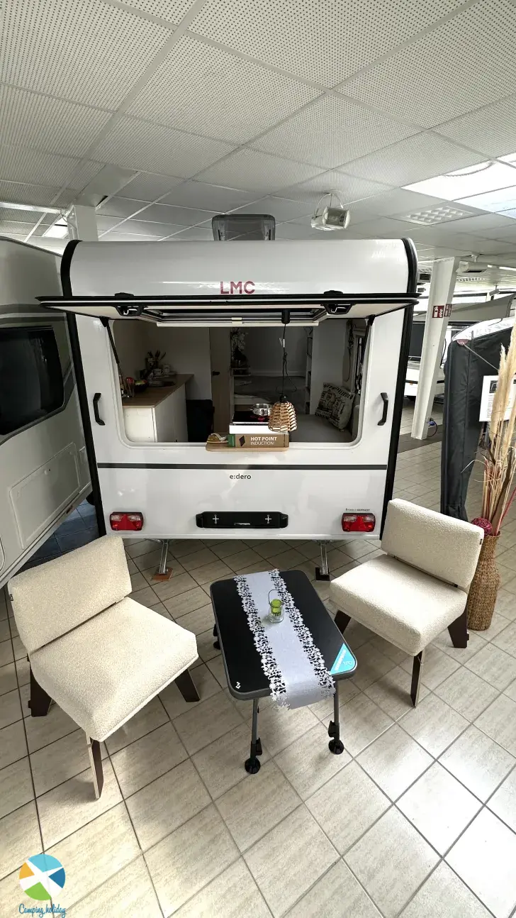 Heckgarage LMC e:dero 400 C