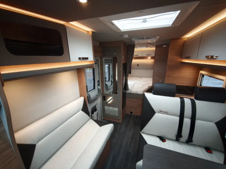 Fahrzeugbild Weinsberg CaraSuite EDITION SPICY 650 MF #18