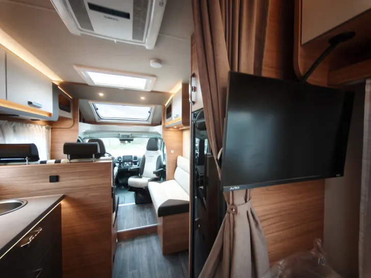 Fahrzeugbild Weinsberg CaraSuite EDITION SPICY 650 MF #25