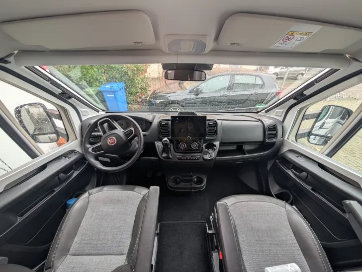Fahrzeugbild Adria Matrix Plus 670 DL #7