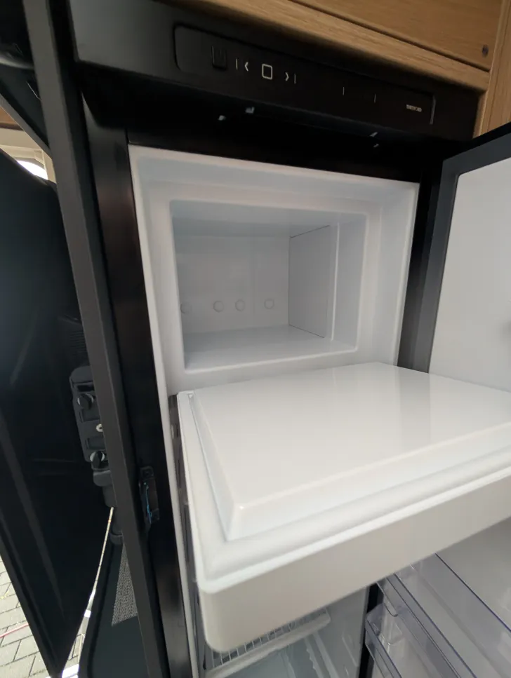 Fahrzeugbild Adria Matrix Plus 670 DL #8