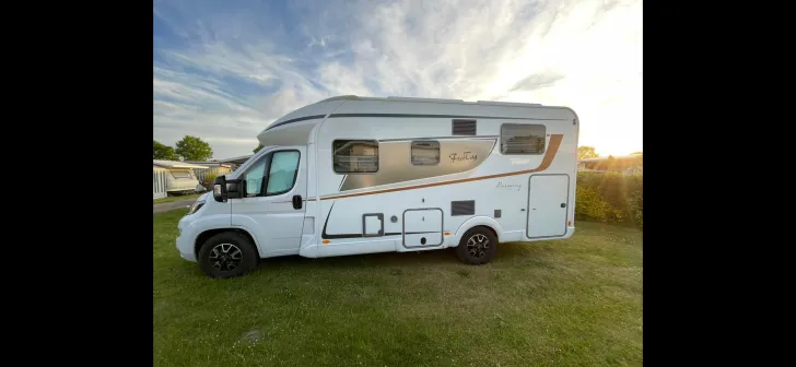 Fahrzeugbild Bürstner Lyseo M Harmony Line T 690 G Sehr gepflegt #1