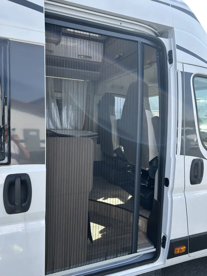 Fahrzeugbild Pössl Roadcruiser Revolution, Zusatzbetten, Isofix #9