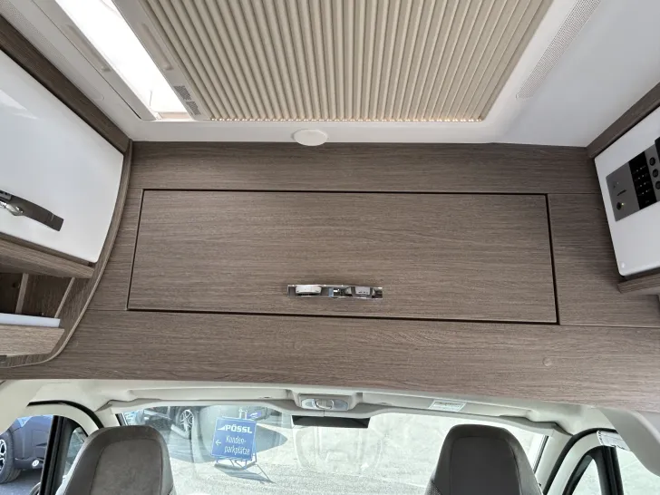 Fahrzeugbild Pössl Roadcruiser Revolution, Zusatzbetten, Isofix #18