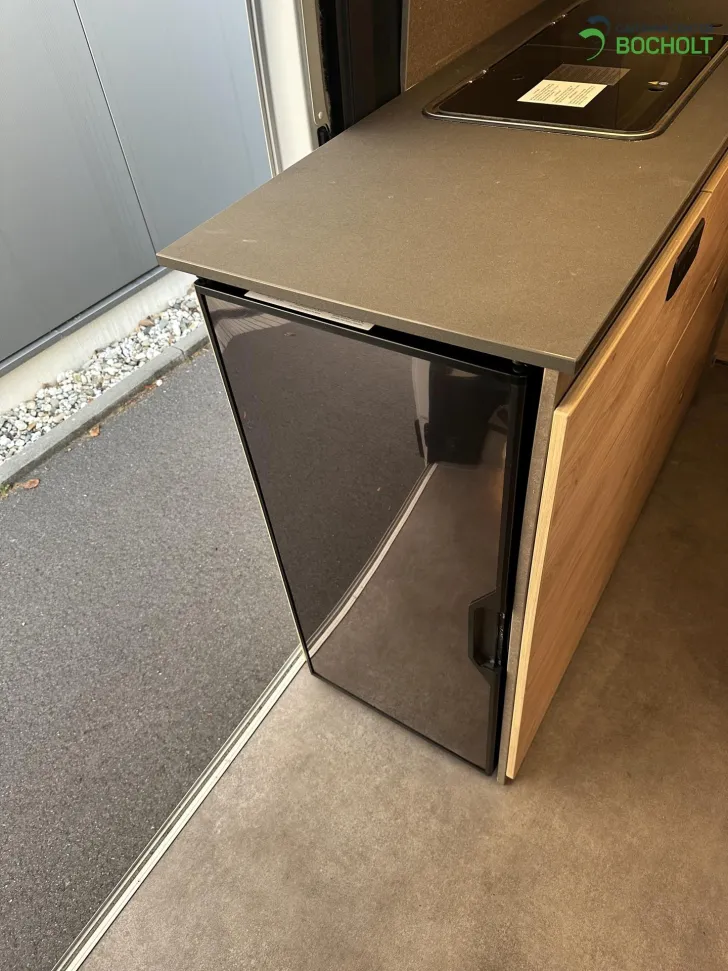 Fahrzeugbild Dethleffs Globetrail CVD 600 DS Aufstelldach / Rahmenfenster #10