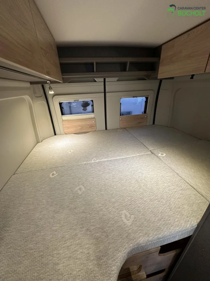 Fahrzeugbild Dethleffs Globetrail CVD 600 DS Aufstelldach / Rahmenfenster #11