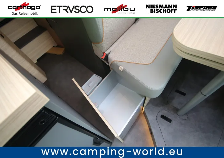Fahrzeugbild Malibu Van First Class - Two Rooms 640 LE RB charming GT skyview #37