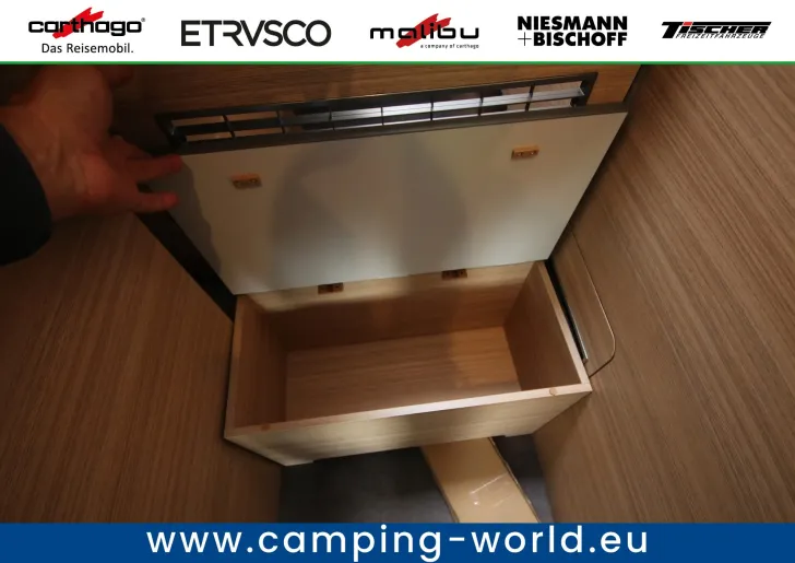 Fahrzeugbild Malibu Van First Class - Two Rooms 640 LE RB charming GT skyview #61