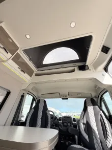 Fahrzeugbild Mooveo VAN 60DB Aufstelldach, 2 x Klima #21