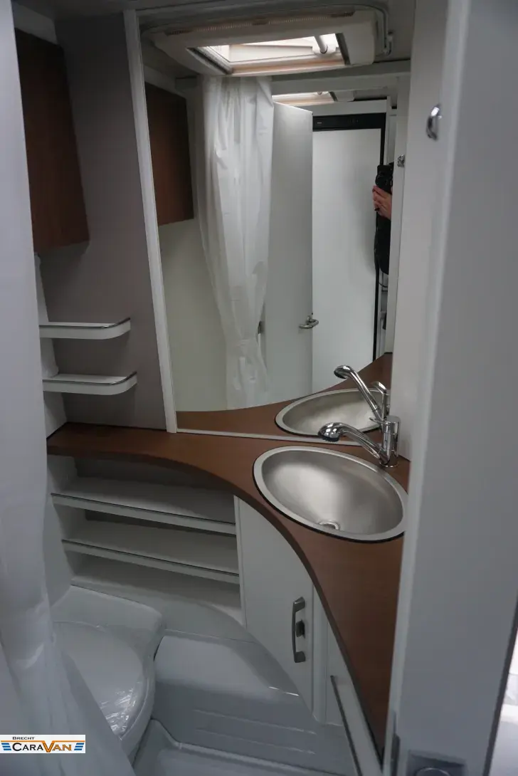 Fahrzeugbild Hymer Eriba Nova 530 Markise, Mover, Fahradträger #23