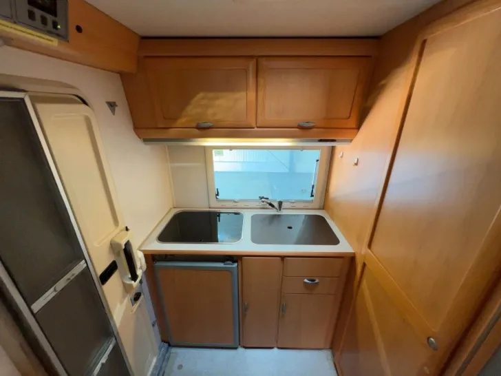 Fahrzeugbild Hymer B 584/Hubbett/Markise/DPF-Grün/TÜV 3-2027 #13