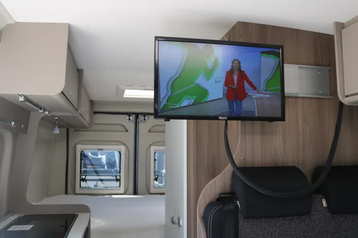 Fahrzeugbild Carado Camper Van CV600 AT8G+TV+Combi4D+Doppel RFK #28