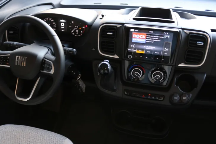 Fahrzeugbild Carado I 447 AT8G+TV+RFK+ #18