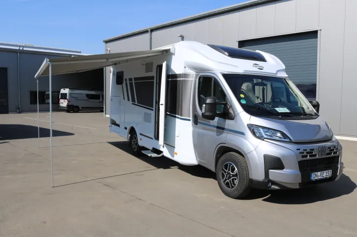 Fahrzeugbild Carado T 447 AT8G+TV+Thule+DoppelRFK+Hubbett #12