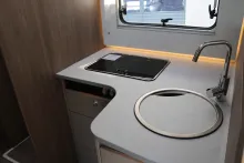 Fahrzeugbild Carado T 447 AT8G+TV+Thule+DoppelRFK+Hubbett #23