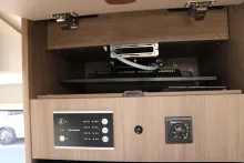 Fahrzeugbild Carado T 447 AT8G+TV+Thule+DoppelRFK+Hubbett #29