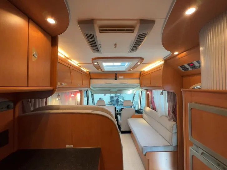Fahrzeugbild Dethleffs Premium Class I7976/Automatik/Festbett+Hubbett #11