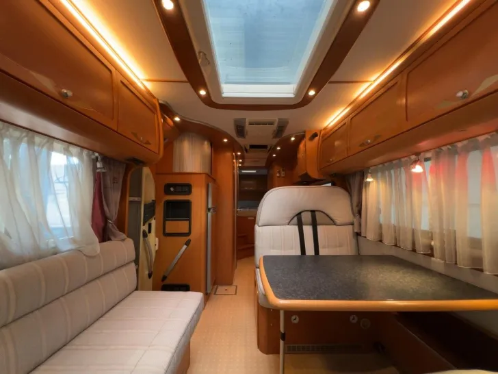 Fahrzeugbild Dethleffs Premium Class I7976/Automatik/Festbett+Hubbett #12