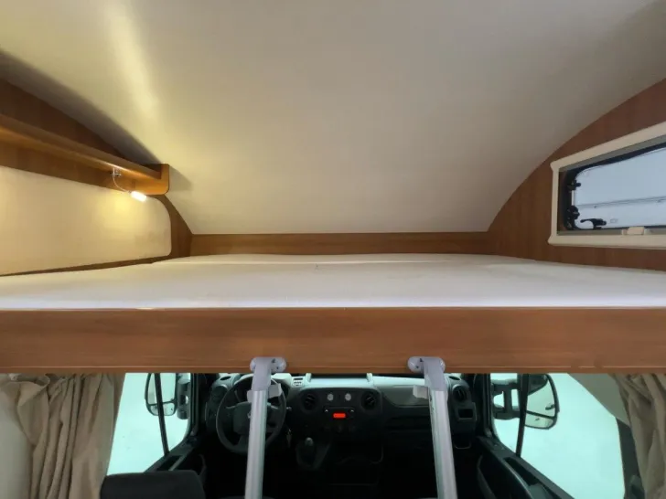 Fahrzeugbild Rimor Katamarano9/Etagenbetten/2xKlima/Garage/Markise #11
