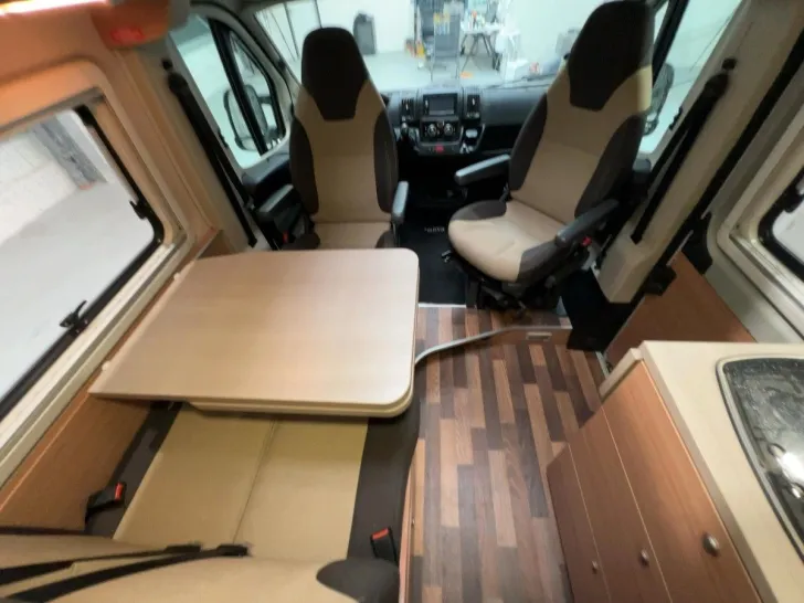 Fahrzeugbild Knaus BoxStar Street 600/Festbett/4er Dinette/SAT/Sola #9