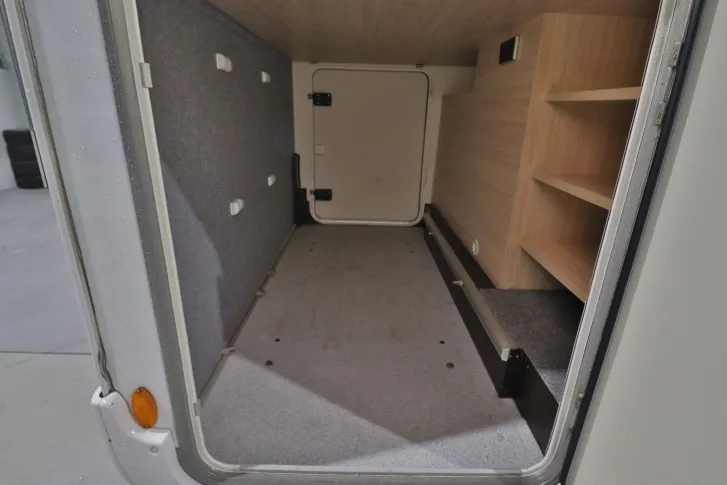 Fahrzeugbild Bürstner Ixeo Time IT710/Festbett/Hubbett/Markise/Garage #6