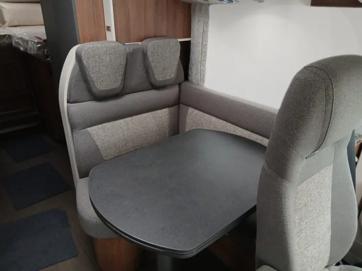 Fahrzeugbild Carthago C2-tourer I 143 KB LE comfort #12