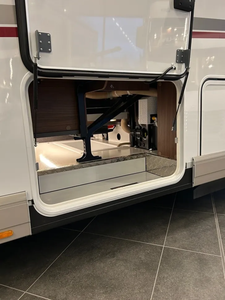 Fahrzeugbild Carthago chic c-line I 4.9 LE #26