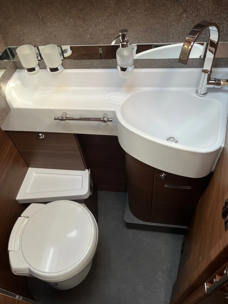 Fahrzeugbild Carthago chic c-line I 5.0 QB #16