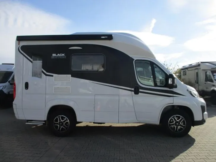 Fahrzeugbild Wingamm Oasi 540.1 Vorführwagen #4