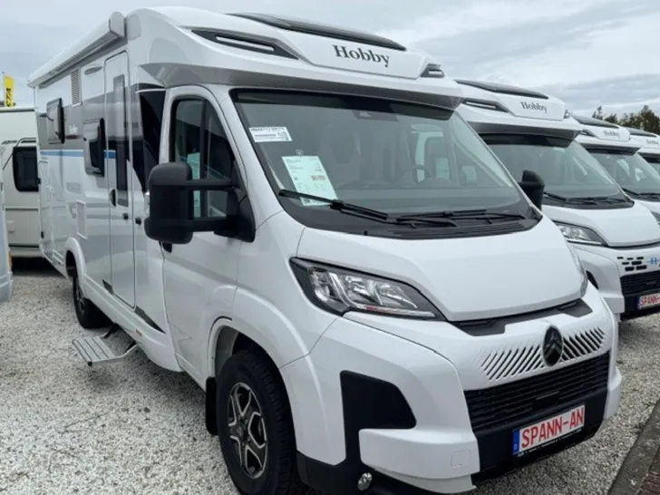 Fahrzeugbild Hobby OnTour C 700 GQ /BIS ZU 20% RABATT #3