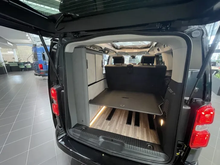 Fahrzeugbild Crosscamp EXPLR 5.0 F Peugeot #7