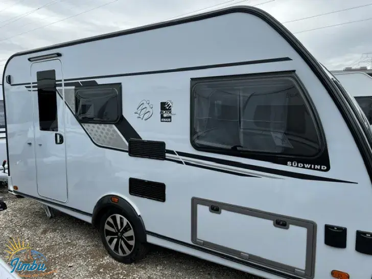 Fahrzeugbild Knaus Südwind 420 QD Black Selection #1