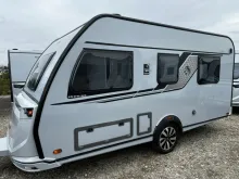 Fahrzeugbild Knaus Südwind 420 QD Black Selection #2