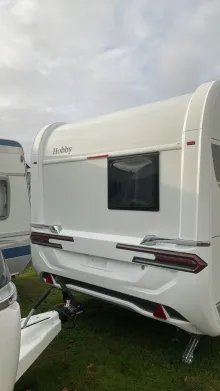 Frontal Hinten Hobby Excellent Edition 650 KMFe Tageszulassung
