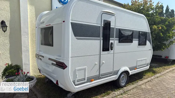Schräg Hinten Hobby OnTour 390 SF Auflastung 1500 kg