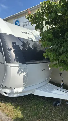 Frontal Vorne Hobby OnTour 390 SF Auflastung 1500 kg