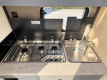 Fahrzeugbild Hobby De Luxe 460 SL Modelljahr 2027 ausgestellt! #16