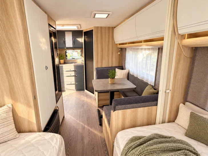 Fahrzeugbild Hobby De Luxe 460 SL Modelljahr 2027 ausgestellt! #19