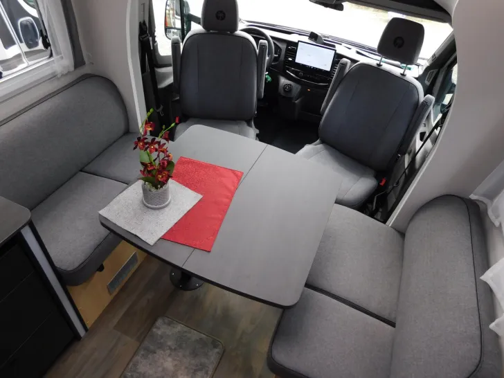 Fahrzeugbild Sunlight UNLTD 7433 S OHNE Hubbett, mit ACC, Bi-Xenon #14