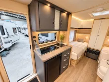 Fahrzeugbild Hobby De Luxe 460 LU Modelljahr 2027 ausgestellt! #13