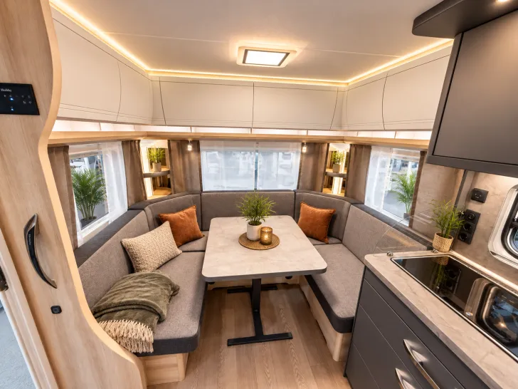 Fahrzeugbild Hobby De Luxe 460 UFe Modelljahr 2027 ausgestellt! #10